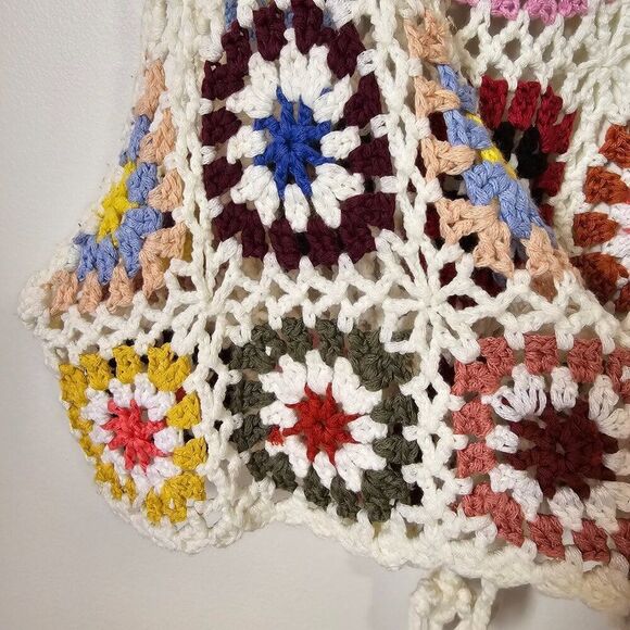 EUC DEBUT MULTICOLOR BOHO CROPPED CROCHET TOP SIZE SMALL / MED - Picture 7 of 14
